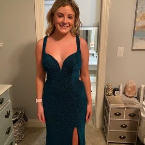 Emerald green formal prom dress from glitz
